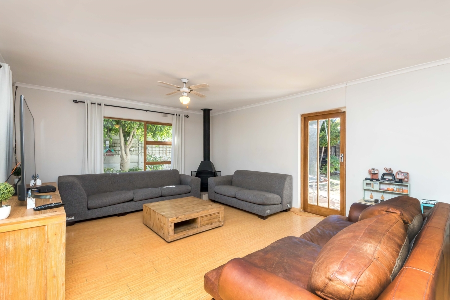 4 Bedroom Property for Sale in Heathfield Western Cape